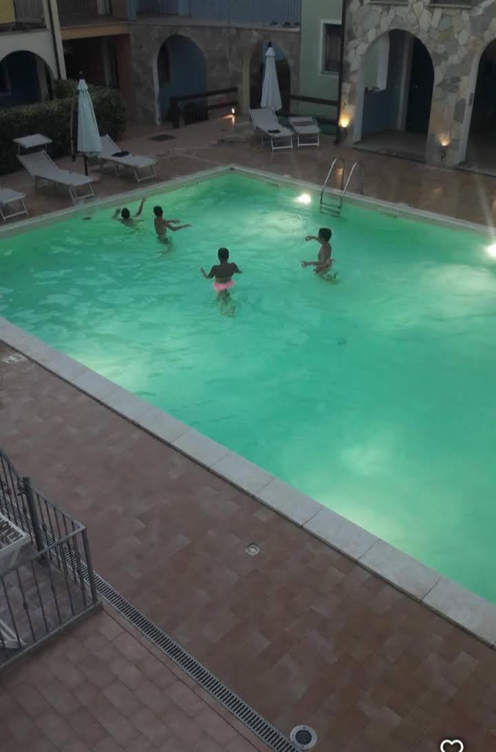 Appartamenti Isola Rossa Valledoria  Bagian luar foto
